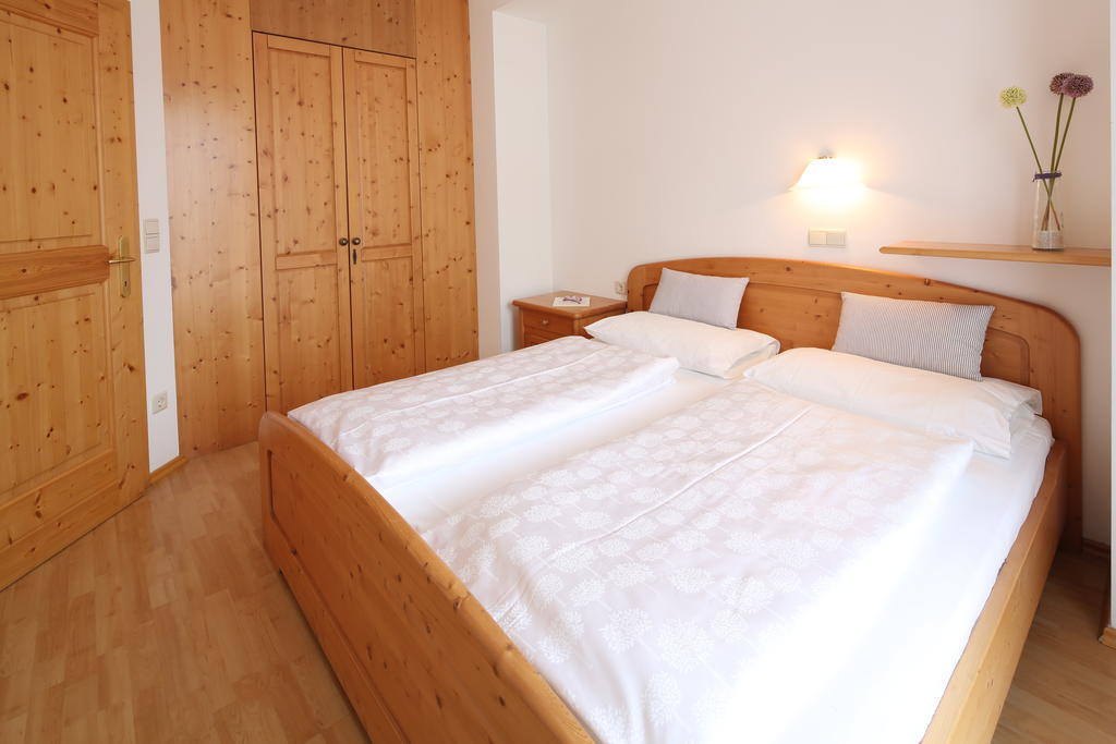 Residence Rose San Candido Szoba fotó